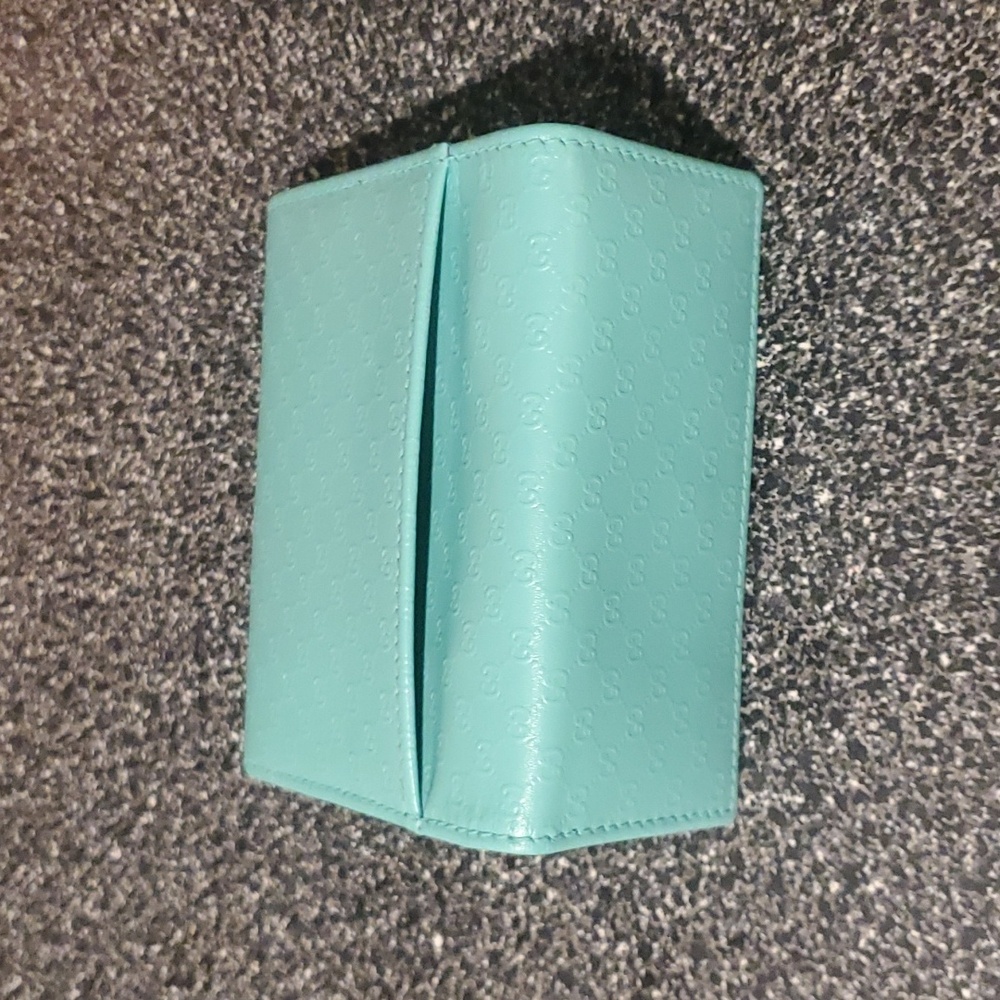 Gucci Micro Monogram Card Wallet - Picture 7 of 12